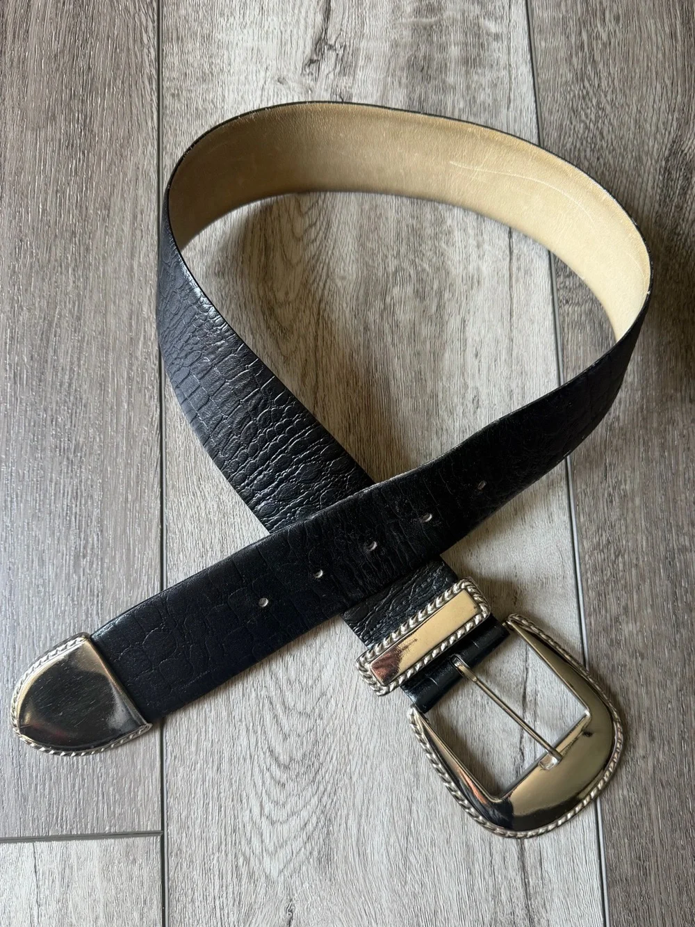 The Ritz Collection-GenuineBlack Leather Croc Embossed Large Silver Buckle-